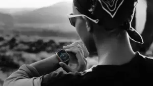 apples-wearable-crossroads-exploring-screen-free-concepts-expanded-form-factors-and-a-major-design-overhaul