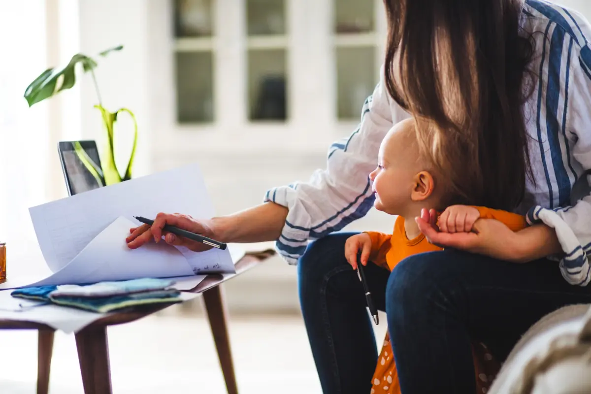 Beyond the Side Hustle: How Mom-Founders Are Dismantling the Motherhood Penalty and Reshaping Modern Leadership