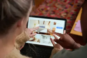 Regulatory Turning Point: Zillow Settles FTC Antitrust Lawsuit, Paving the Way for Redfin’s Re-entry into the Rental Listing Market