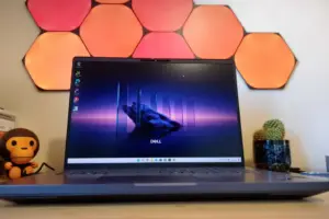Review: The 2026 Razer Blade 18 – Heavy Metal, Astronomical Power, and Uncompromising Speed