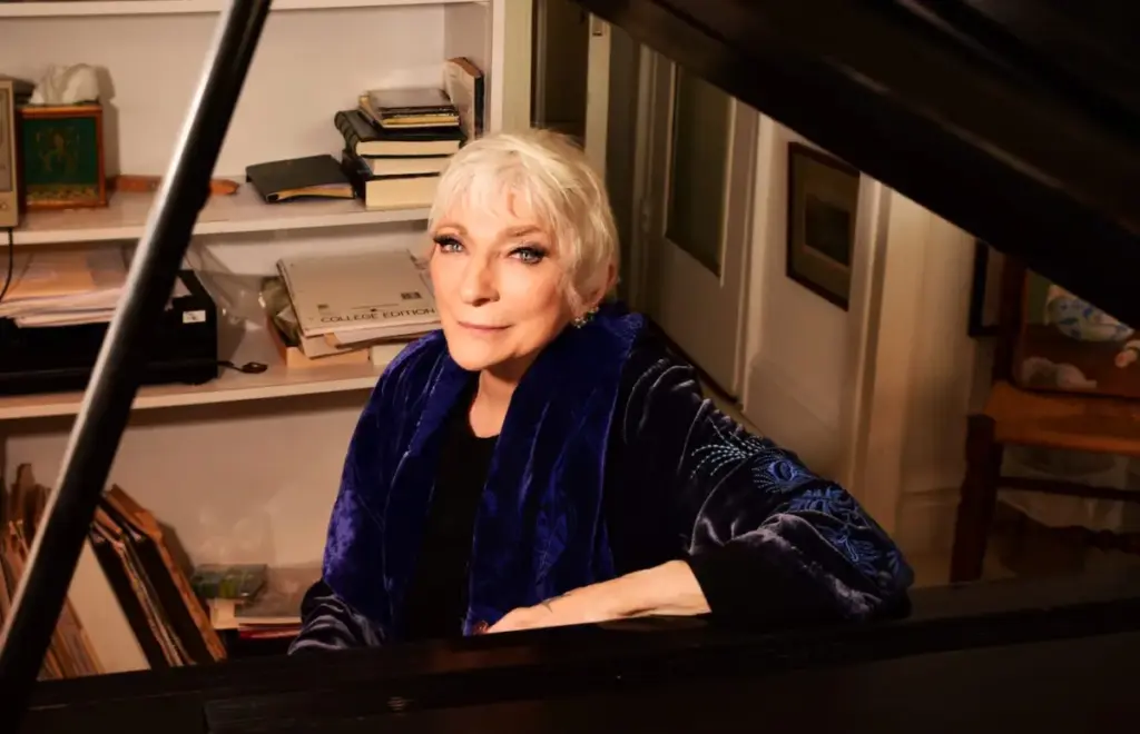 the-evergreen-voice-judy-collins-at-87-on-her-final-lap-resilience-and-a-lifetime-in-folk-rock
