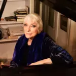 the-evergreen-voice-judy-collins-at-87-on-her-final-lap-resilience-and-a-lifetime-in-folk-rock