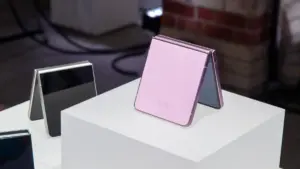the-samsung-galaxy-z-flip-8-launch-navigating-price-hikes-hardware-upgrades-and-the-global-component-crisis