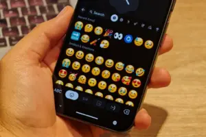 Bringing Depth to the Digital Dialogue: Google’s Noto 3D Emojis Begin Expanding to Legacy Hardware