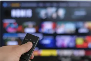 Decoding the Lifecycle of Your Living Room: Which Smart TV Brands Offer the Longest Software Support?