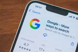 Google Confirms Disabled Source Taps in Discover AI Summaries Were the Result of an Experimental Bug