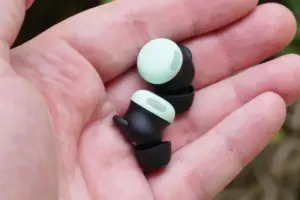Google Supercharges the Pixel Buds Experience: New Features and a Strategic Price Cut