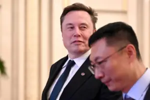 The Billionaire Feud: Elon Musk and Mukesh Ambani Clash Over the Future of Indian Connectivity